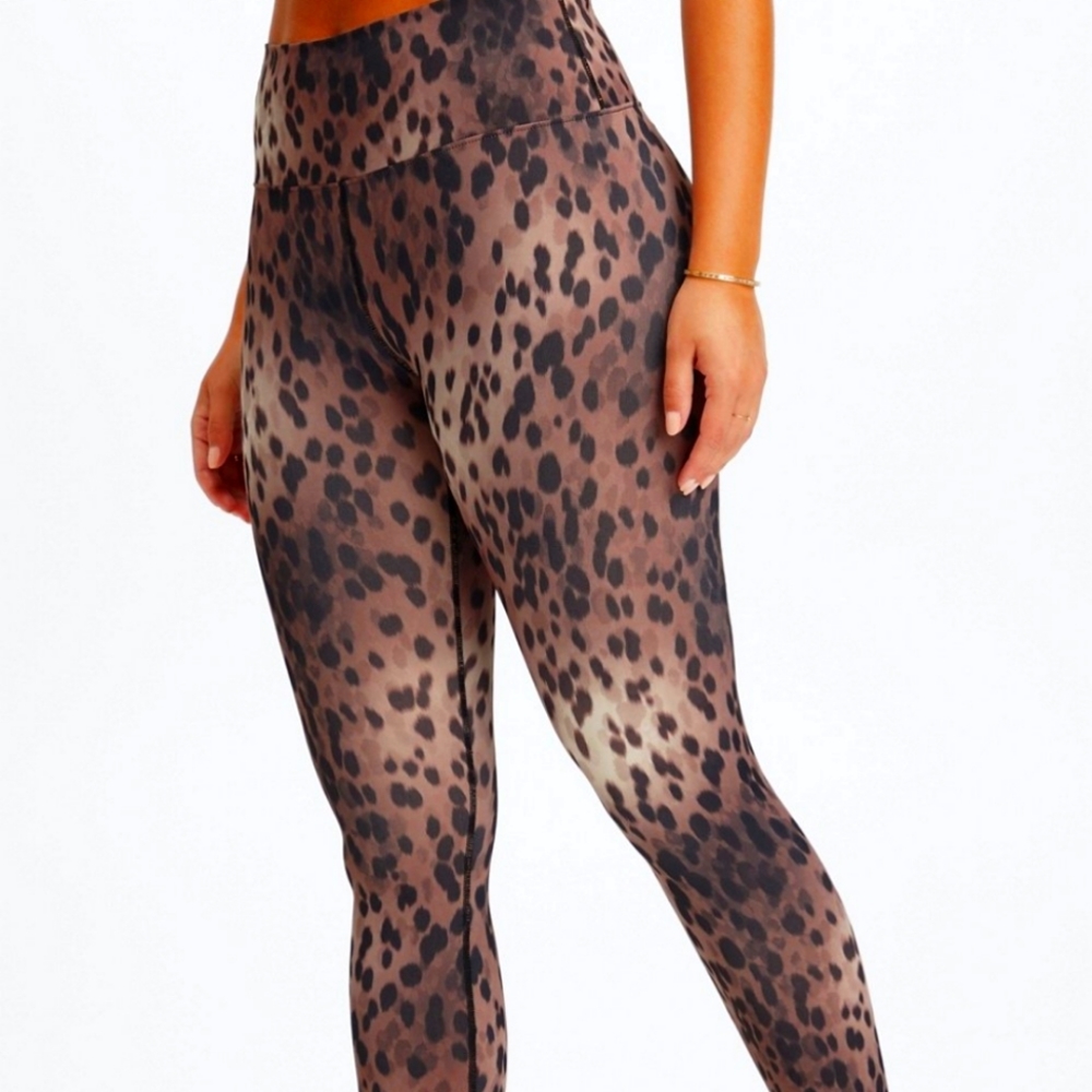 Fabletics Boost Power Hold High Waisted Legging Cheeta print Size Large
